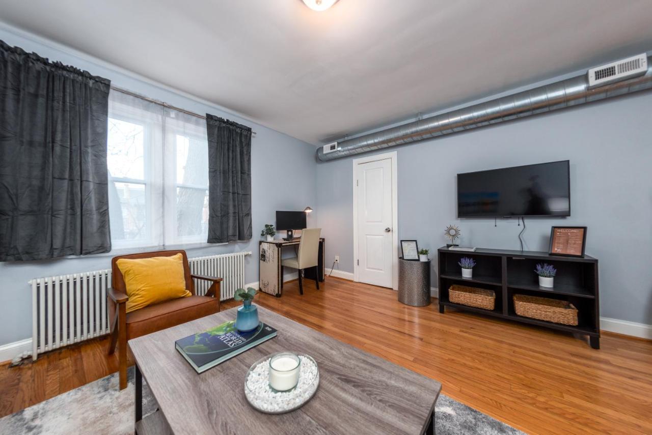 Capitol Hill Apartment With Free Parking Вашингтон Екстериор снимка