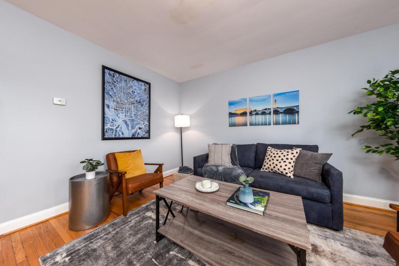 Capitol Hill Apartment With Free Parking Вашингтон Екстериор снимка