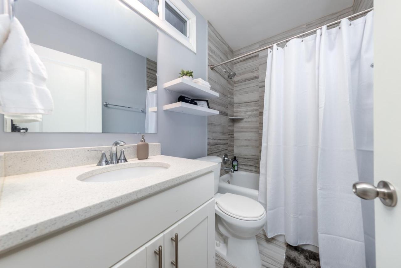 Capitol Hill Apartment With Free Parking Вашингтон Екстериор снимка